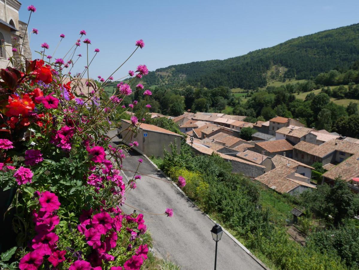 Villa L'Oustal Des Amis Belcaire Exterior foto