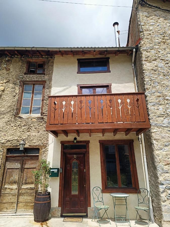 Villa L'Oustal Des Amis Belcaire Exterior foto